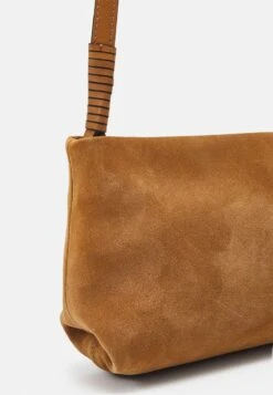 Marc O'Polo MOD HAYA - Umhängetasche - True Camel -Marc OPolo Geschaft ae9058836a1c40fa837245e12987f070