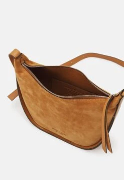 Marc O'Polo TIRA - Umhängetasche - True Camel -Marc OPolo Geschaft b2ce9f654e43423dbde3f6d326b8e55e