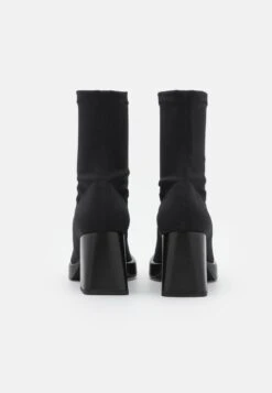 Marc O'Polo WANDA - Plateaustiefelette - Black -Marc OPolo Geschaft b5ce55147de643a3ae31b172e2fbffd9