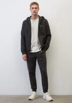 Marc OPolo Geschaft -Marc OPolo Geschaft b803913e39914b3e8e28155dc0df33c7