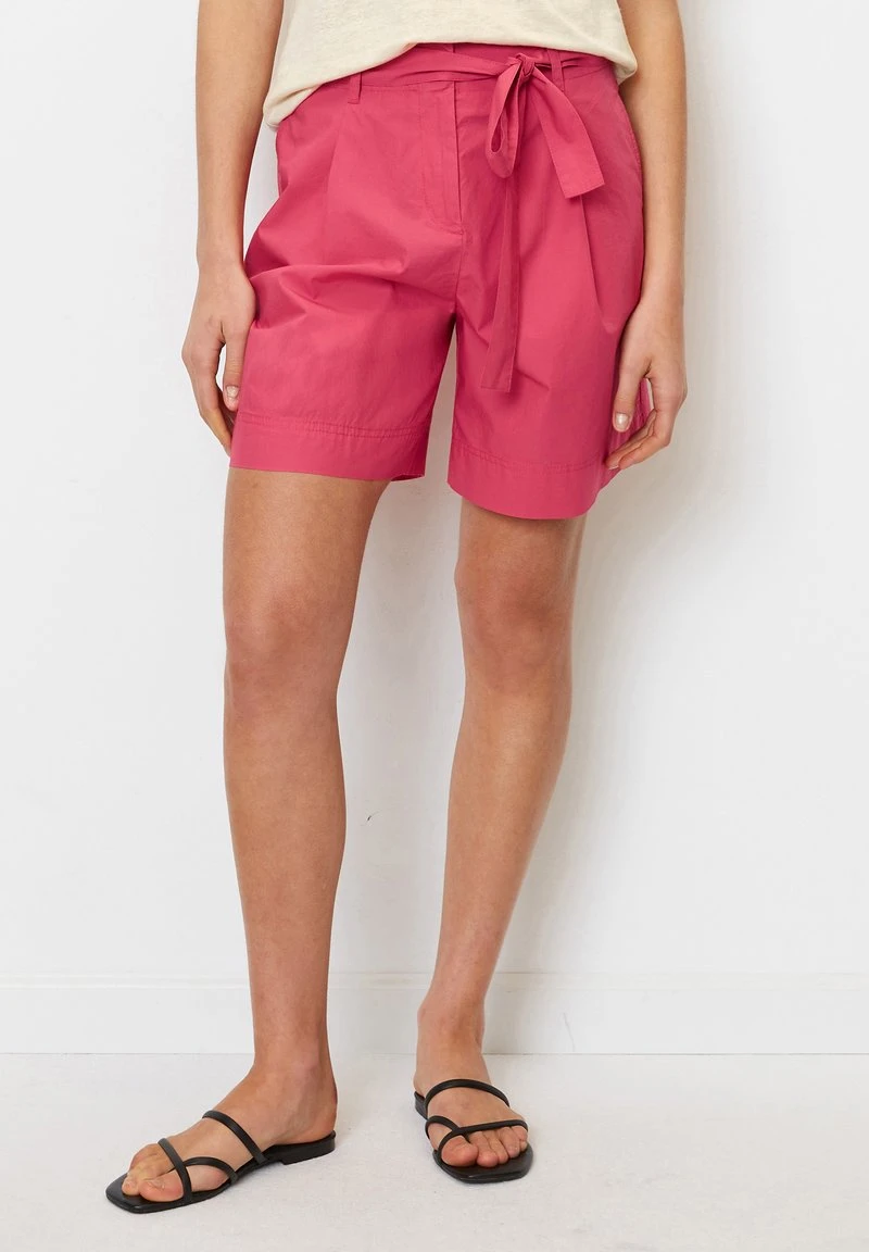 Marc O'Polo HIGH RISE PLEATS BELT - Shorts - Dahlia Pink 3 Marc O'Polo HIGH RISE PLEATS BELT - Shorts - Dahlia Pink