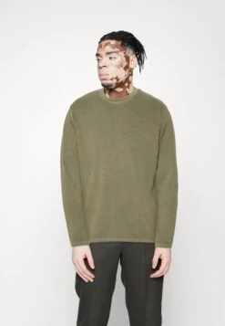 Marc O'Polo CREW EMBROIDERY - Langarmshirt - Olive