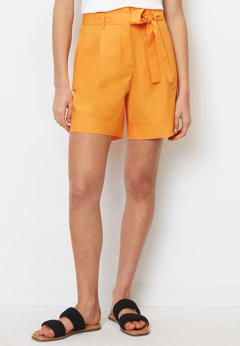 Marc O'Polo HIGH RISE PLEATS BELT - Shorts - Faded Marigold 3 Marc O'Polo HIGH RISE PLEATS BELT - Shorts - Faded Marigold