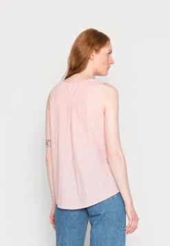 Marc O'Polo BLOUSE SLEEVELESS BACKSIDE PLEAT - Bluse - Breezy Pink -Marc OPolo Geschaft c2ba8a5abd854de49a6a6497261fc9f5