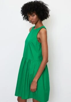 Marc O'Polo SLEEVELESS VOLUMINOUS FIT - Freizeitkleid - Vivid Green -Marc OPolo Geschaft c2cba04eb1ba4acab55afeedfc571a08