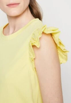 Marc O'Polo DENIM SLEEVELESS RUFFLES AT ARMHOLE - T-Shirt Print - Buttercup 13 Marc O'Polo DENIM SLEEVELESS RUFFLES AT ARMHOLE - T-Shirt Print - Buttercup -Marc OPolo Geschaft c2e5a040e67d41ca977a6d5ae3998941