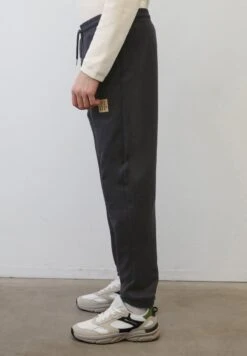 Marc O'Polo LOOP BACK TERRY - Jogginghose - Black 12 Marc O'Polo LOOP BACK TERRY - Jogginghose - Black -Marc OPolo Geschaft c46a7de7edc04bf0a32adcc45bcbf846
