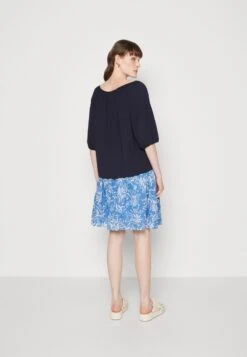 Marc O'Polo 3 4 SLEEVE ROUND NECK WITH PLEATS SOLID - T-Shirt Basic - Deep Blue Sea -Marc OPolo Geschaft c4f81d86c77340f8ac59547f7927d7c4