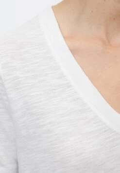 Marc O'Polo V NECK - T-Shirt Basic - White -Marc OPolo Geschaft c65805aba1d14989aa78eb541f3ace1d