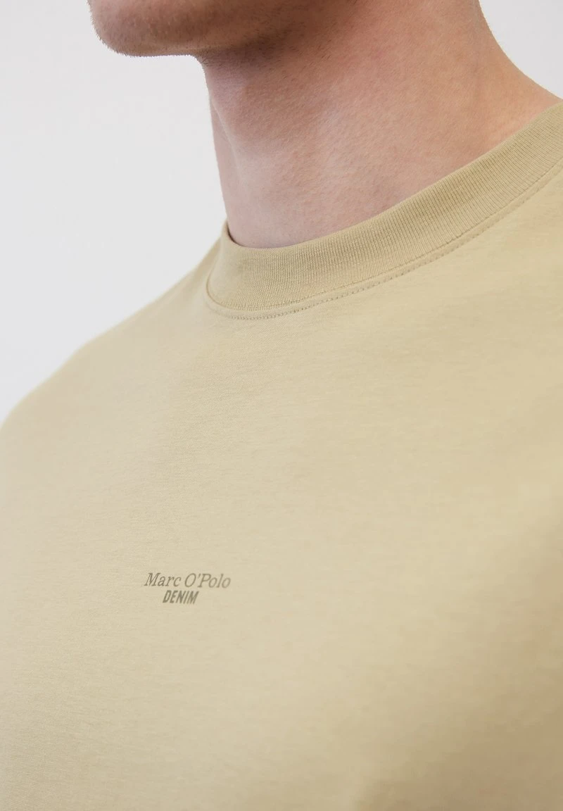 Marc O'Polo DENIM RELAXED AUS SOFTER - T-Shirt Basic - Summer Dust 5 Marc O'Polo DENIM RELAXED AUS SOFTER - T-Shirt Basic - Summer Dust – Bild 3