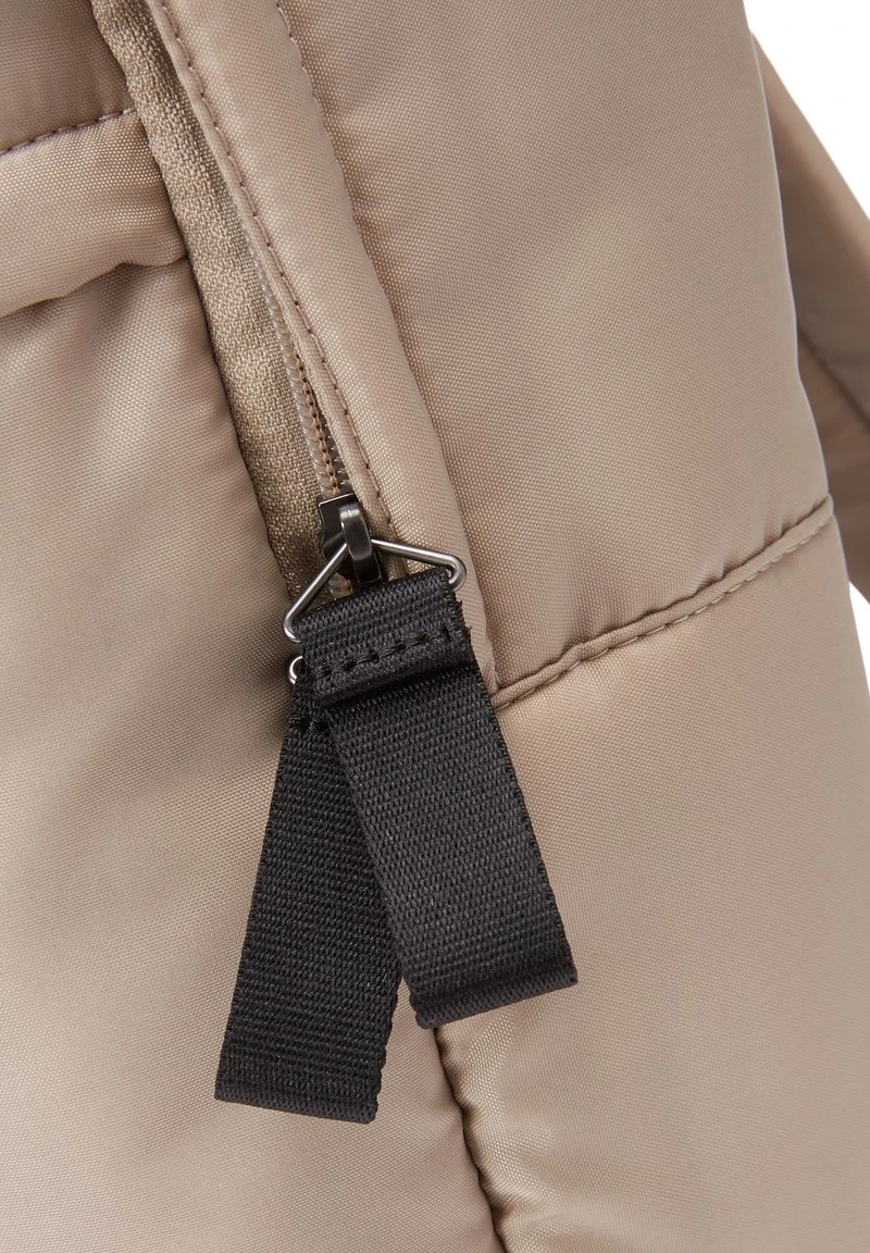 Marc O'Polo Tagesrucksack - Dapple Grey 6 Marc O'Polo Tagesrucksack - Dapple Grey – Bild 4