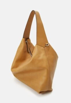 Marc O'Polo MOD. TUVY - Handtasche - True Camel -Marc OPolo Geschaft c9ef4b463e06400f98917ba67b168546