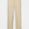 Marc O'Polo PANTS BANANA CUT ANKLE LENGTH HIGH RISE ATTACHED POCKETS - Stoffhose - Loose Sand 2 Marc O'Polo PANTS BANANA CUT ANKLE LENGTH HIGH RISE ATTACHED POCKETS - Stoffhose - Loose Sand -Marc OPolo Geschaft d157936cff2f40deb75a25e52f3149ea 1