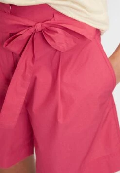 Marc O'Polo HIGH RISE PLEATS BELT - Shorts - Dahlia Pink 11 Marc O'Polo HIGH RISE PLEATS BELT - Shorts - Dahlia Pink -Marc OPolo Geschaft d77cbec4fcf546a5acf1bf6f5f597b02