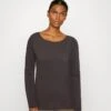 Marc O'Polo LONG SLEEVE BOAT NECK - Langarmshirt - Hickory Brown