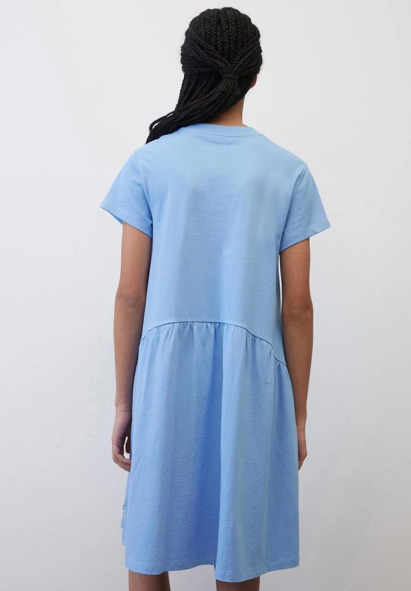Marc O'Polo DENIM STIL LOOSE - Jerseykleid - Soft Sky Blue 4 Marc O'Polo DENIM STIL LOOSE - Jerseykleid - Soft Sky Blue – Bild 2