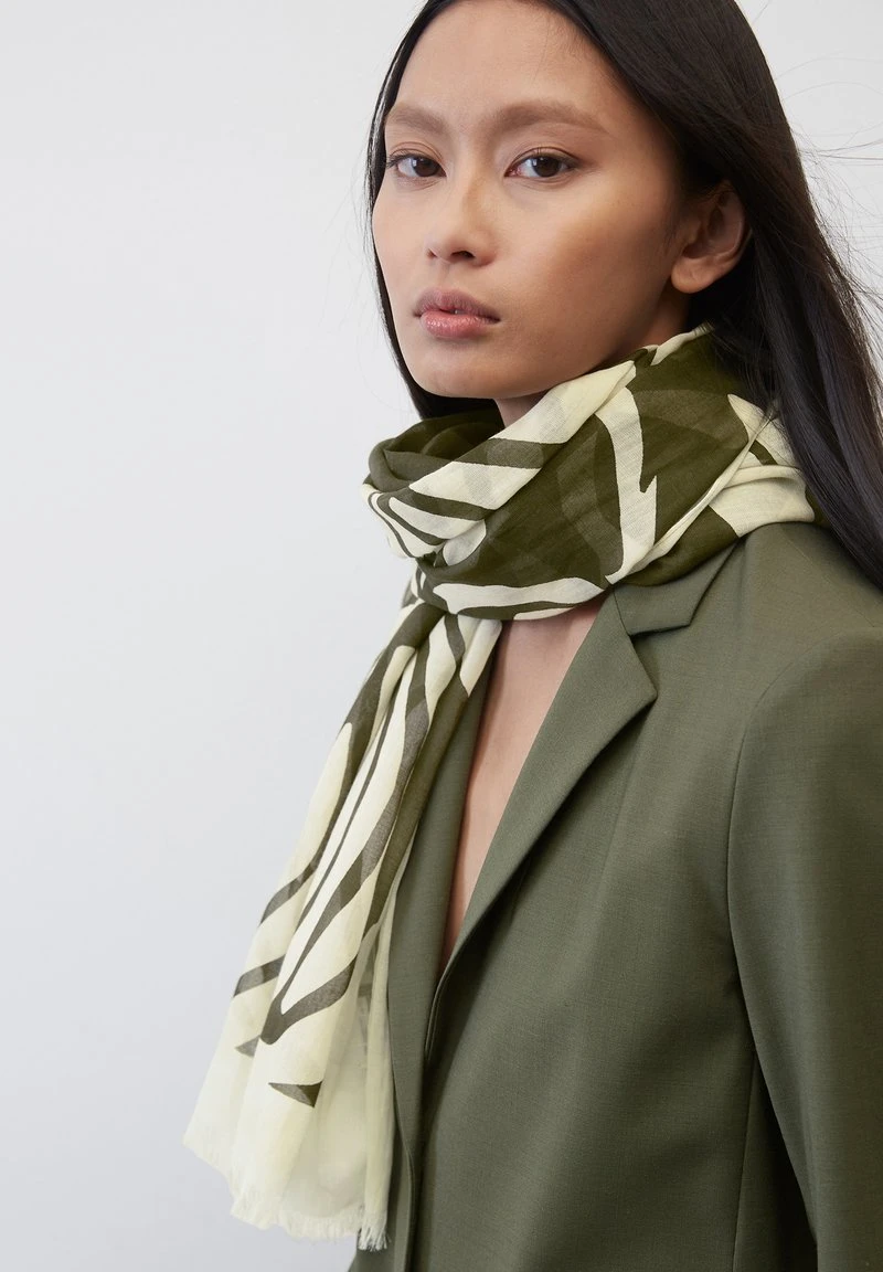 Marc O'Polo MIT ALLOVER PRINT - Schal - Multi Wild Olive 3 Marc O'Polo MIT ALLOVER PRINT - Schal - Multi Wild Olive