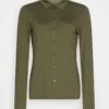 Marc O'Polo BLOUSE LONG SLEEVE COLLAR BUTTON PLACKET - Hemdbluse - Wild Olive -Marc OPolo Geschaft e15e55052ae5421eb7ac203382dfe5ad