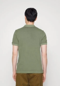 Marc O'Polo SHORT SLEEVE, COLLAR AND CUFFS, SLITS AT HEM - Poloshirt - Olive -Marc OPolo Geschaft e26f93af32224669a73d04d66443b197