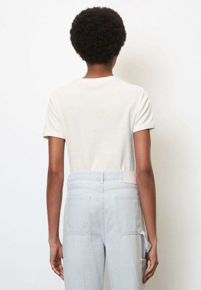 Marc O'Polo DENIM RUNDHALS MIT STRUKTUR AUS - T-Shirt Basic - Scandinavian White 4 Marc O'Polo DENIM RUNDHALS MIT STRUKTUR AUS - T-Shirt Basic - Scandinavian White – Bild 2