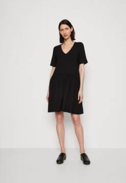 Marc O'Polo EASY FIT - Jerseykleid - Black