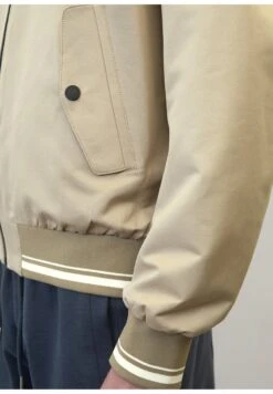 Marc O'Polo REGULAR MIT STEHKRAGEN - Bomberjacke - Soft Mocca 10 Marc O'Polo REGULAR MIT STEHKRAGEN - Bomberjacke - Soft Mocca -Marc OPolo Geschaft e72bab200afd4d5983c7863ad199c789